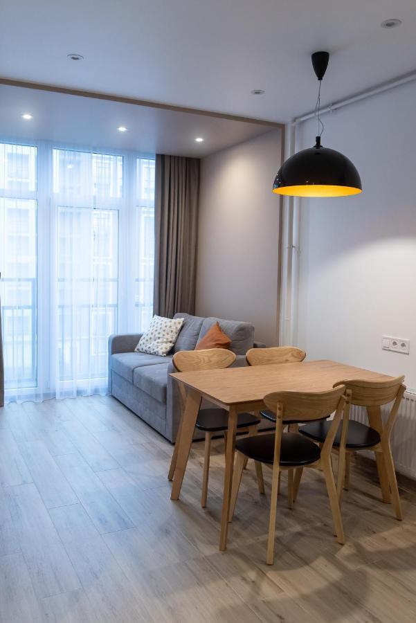Dream Life Apartment Lviv Kültér fotó